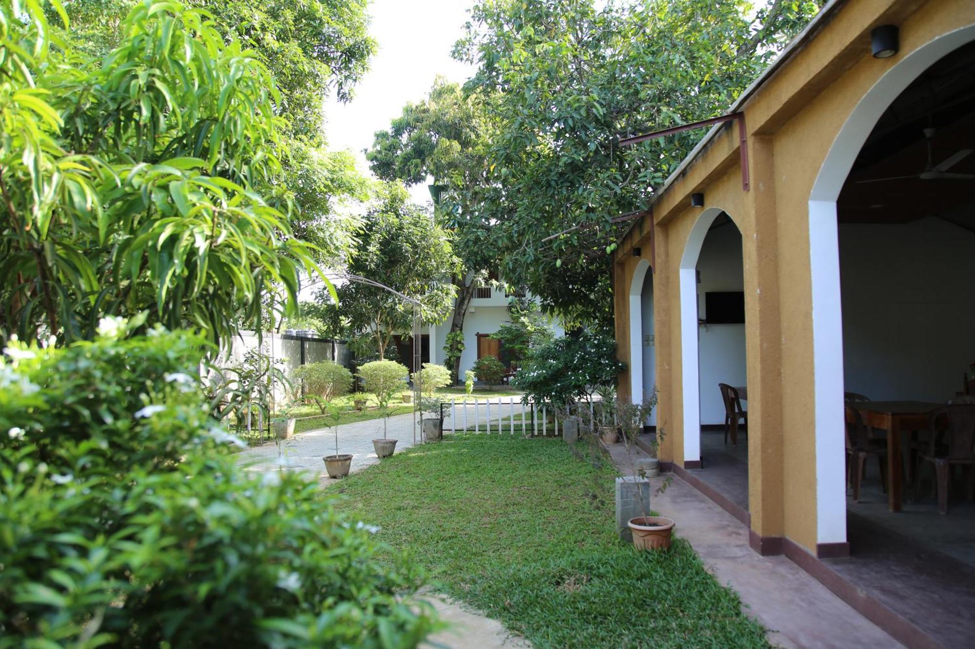The Yala City Guest House Tissamaharama Zewnętrze zdjęcie